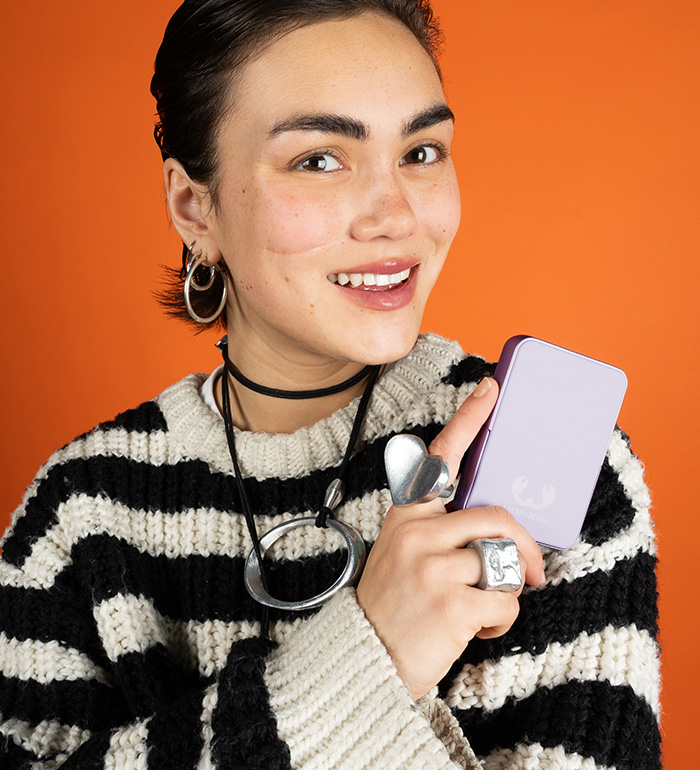 Fresh 'n Rebel - Wireless Magnetic Powerbank - Safety