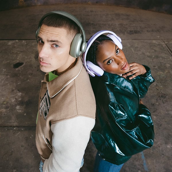 What is the difference between passive noise cancelling and active noise cancelling? What is the difference between passive noise cancelling and active noise cancelling?