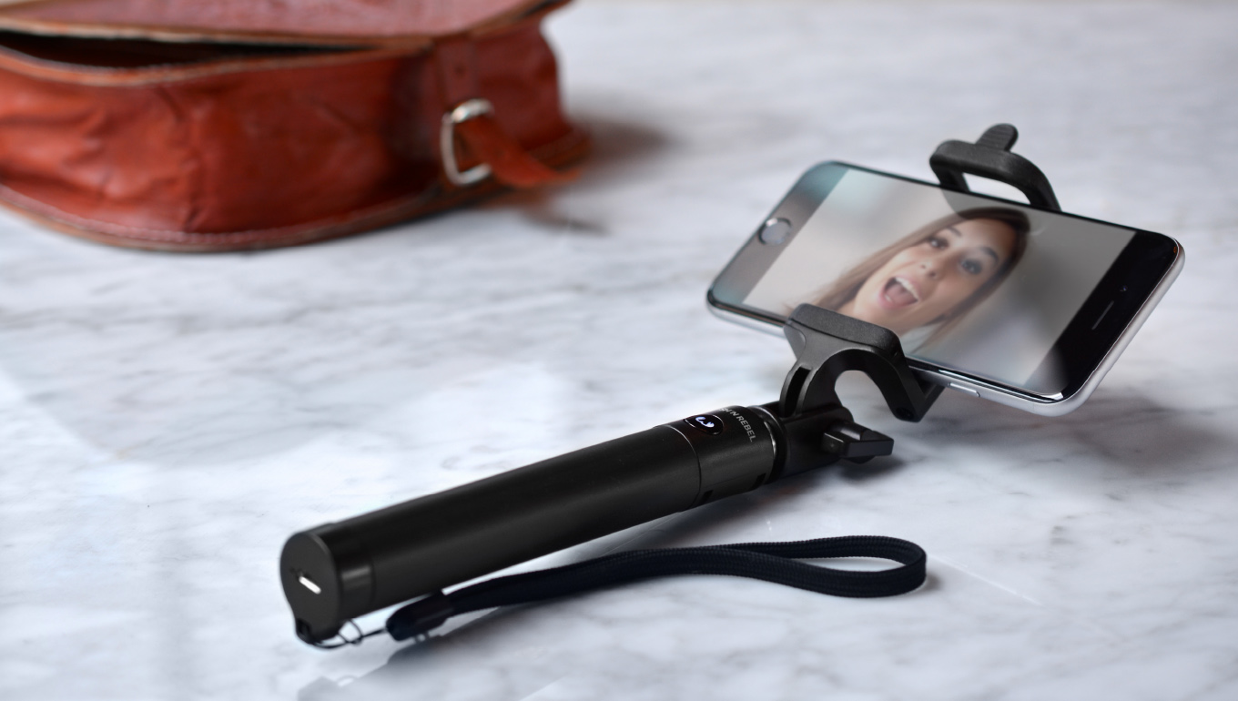 ekskrementer baseball forholdsord Fresh 'n Rebel Wireless Selfie Stick | Easily Order online now!