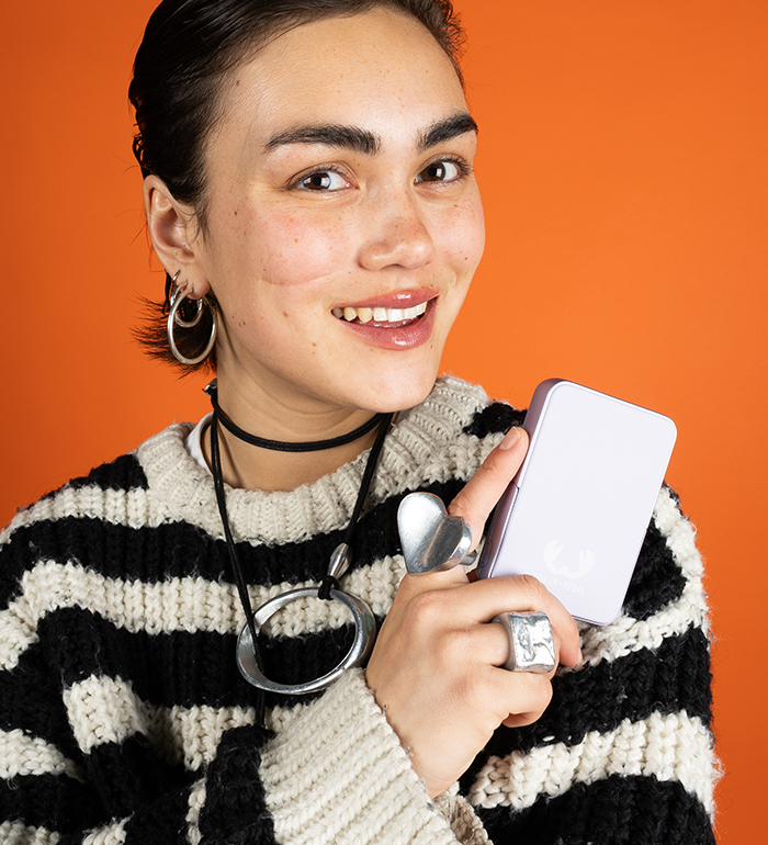 Fresh 'n Rebel - Wireless Magnetic Powerbank - Safety