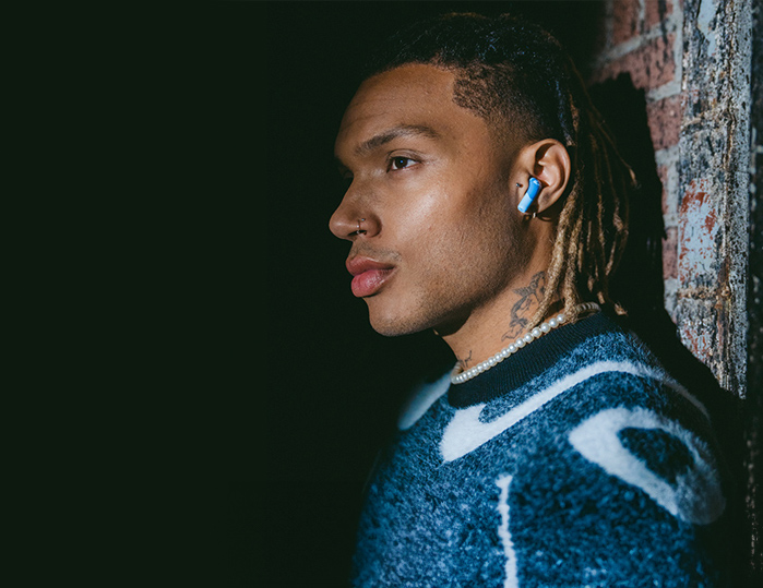 Fresh 'n Rebel - The new Lace Wireless Sports Earbuds fit as snugly as your  favourite pair of sneakers. They offer a comfy fit without hurting your  ears, even after hours of